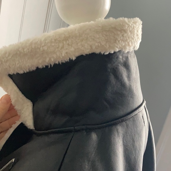 LAST ONE - L - Black Faux Leather Moto Jacket Sherpa Lined - Picture 16 of 16